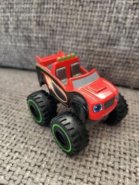 Nickelodeon Blaze & The Monster Machines Special Mission Blaze Die-Cast Truck